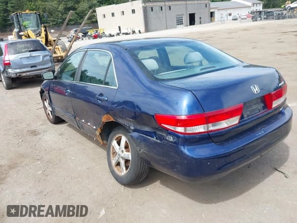 ✅ 2004 Honda Accord EX • VIN: 1HGCM55644A077516 • Лот: 43003341. Опубликован ранее на IAAI с пробегом 221 852 миль. Бесплатный доступ к архиву аукционных продаж из США и подробный отчёт об истории автомобиля на DreamBid. Изображение 3.