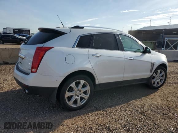 ✅ 2014 Cadillac SRX Performance Collection • VIN: 3GYFNFE32ES579763 • Lot: 65644415. Wystawiony na Copart z przebiegiem 110 223 mil. Bezpłatny archiwum sprzedaży aukcyjnych z USA i szczegółowy raport historii pojazdu na DreamBid. Zdjęcie 3.