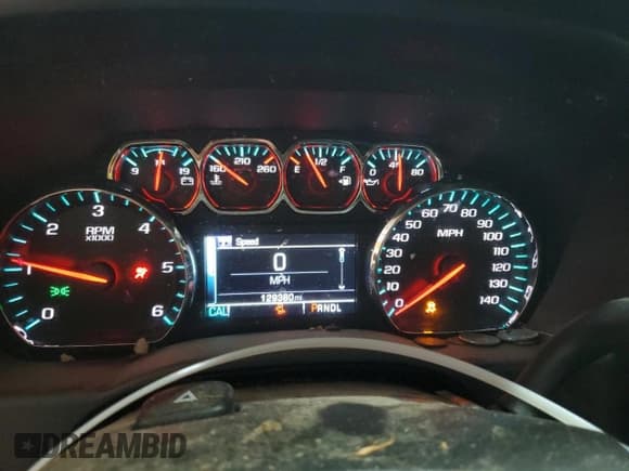 ✅ 2017 Chevrolet Silverado 1500 LT • VIN: 1GCVKREC1HZ146048 • Лот: 72072215. Опубликован ранее на Copart с пробегом 129 380 миль. Бесплатный доступ к архиву аукционных продаж из США и подробный отчёт об истории автомобиля на DreamBid. Изображение 9.