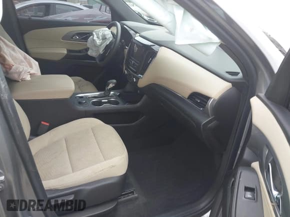 ✅ 2023 Chevrolet Traverse LS • VIN: 1GNERFKW7PJ184445 • Lot: 43142536. Wystawiony na IAAI z przebiegiem 56 715 mil. Bezpłatny archiwum sprzedaży aukcyjnych z USA i szczegółowy raport historii pojazdu na DreamBid. Zdjęcie 5.