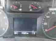 2018 Chevrolet Traverse LS с VIN 1GNERFKW4JJ137560, выставлен на аукционе IAAI как лот 43198991 с пробегом 171 873 миль миль и . История ставок и продаж доступна на DreamBid. Изображение 15.