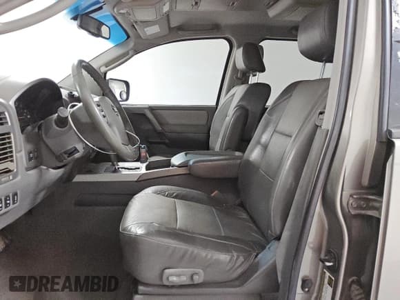 ✅ 2006 Nissan Titan LE • VIN: 1N6AA07BX6N573134 • Lot: 46487815. Listed on Copart with 161,174 mi. Free auction sales archive from the USA and detailed vehicle history report at DreamBid. Image 7.