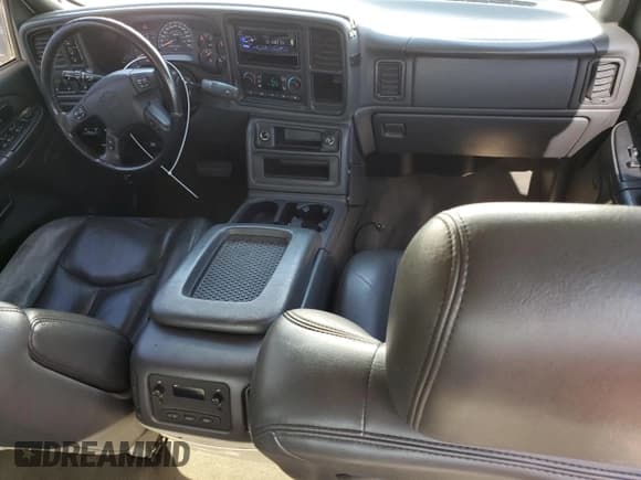 ✅ 2006 Chevrolet Silverado 2500HD LT3 • VIN: 1GCHK23D46F191371 • Lot: 59501965. Wystawiony na Copart z przebiegiem 157 537 mil. Bezpłatny archiwum sprzedaży aukcyjnych z USA i szczegółowy raport historii pojazdu na DreamBid. Zdjęcie 8.