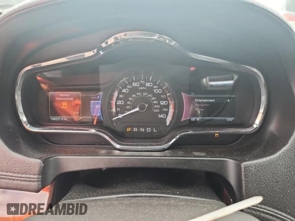 ✅ 2015 Lincoln MKT • VIN: 2LMHJ5NK0FBL01933 • Лот: 63647925. Опубликован ранее на Copart с пробегом 198 227 миль. Бесплатный доступ к архиву аукционных продаж из США и подробный отчёт об истории автомобиля на DreamBid. Изображение 9.