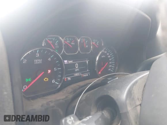 ✅ 2015 Chevrolet Silverado 2500HD LT • VIN: 1GC1CVEG7FF113366 • Lot: 42503687. Wystawiony na IAAI z przebiegiem 148 691 mil. Bezpłatny archiwum sprzedaży aukcyjnych z USA i szczegółowy raport historii pojazdu na DreamBid. Zdjęcie 7.