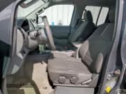 ✅ 2013 Nissan Frontier SL • VIN: 1N6AD0ER0DN750715 • Lot: 67605435. Wystawiony na Copart z przebiegiem 211 017 mil. Bezpłatny archiwum sprzedaży aukcyjnych z USA i szczegółowy raport historii pojazdu na DreamBid. Zdjęcie 7.