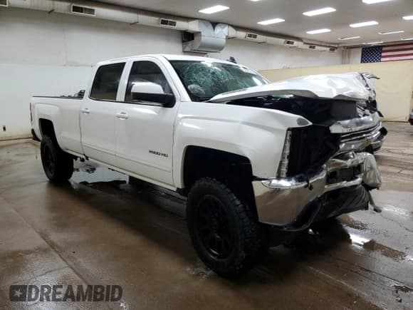 ✅ 2015 Chevrolet Silverado 2500HD LT • VIN: 1GC1KVE86FF541490 • Лот: 58498385. Опубликован ранее на Copart с пробегом 230 373 миль. Бесплатный доступ к архиву аукционных продаж из США и подробный отчёт об истории автомобиля на DreamBid. Изображение 4.