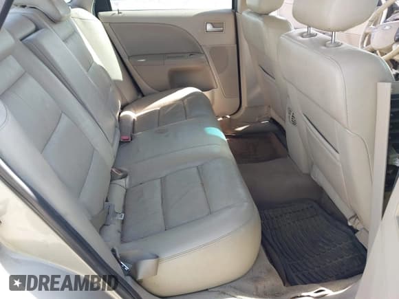 ✅ 2005 Ford Five Hundred Limited • VIN: 1FAFP25115G130702 • Lot: 43770339. Listed on IAAI with 198,783 mi. Free auction sales archive from the USA and detailed vehicle history report at DreamBid. Image 8.