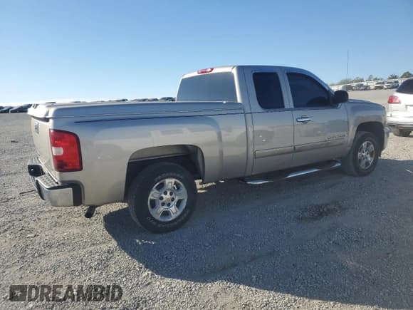 ✅ 2008 Chevrolet Silverado 1500 1LT • VIN: 1GCEC19C68Z307387 • Lot: 86112915. Listed on Copart with 148,485 mi. Free auction sales archive from the USA and detailed vehicle history report at DreamBid. Image 3.