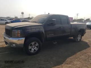 ✅ 2013 Chevrolet Silverado 1500 LT • VIN: 1GCRKSE78DZ382606 • Lot: 69819884. Listed on Copart with 97,948 mi. Free auction sales archive from the USA and detailed vehicle history report at DreamBid. Image 1.