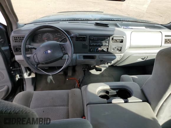 ✅ 2004 Ford F-250 XL • VIN: 1FTNX21S44EA06244 • Lot: 90012045. Wystawiony na Copart z przebiegiem Nie podano. Bezpłatny archiwum sprzedaży aukcyjnych z USA i szczegółowy raport historii pojazdu na DreamBid. Zdjęcie 8.