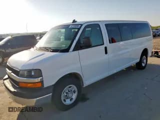 ✅ 2016 Chevrolet Express Passenger LT • VIN: 1GAZGPFG8G1160219 • Лот: 52105005. Опубликован ранее на Copart с пробегом 149 546 миль. Бесплатный доступ к архиву аукционных продаж из США и подробный отчёт об истории автомобиля на DreamBid. Изображение 1.