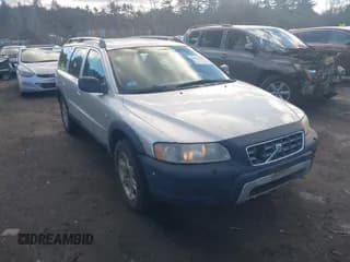 ✅ 2005 Volvo XC70 • VIN: YV1SZ592551204188 • Lot: 43818111. Listed on IAAI with 212,523 mi. Free auction sales archive from the USA and detailed vehicle history report at DreamBid. Image 1.