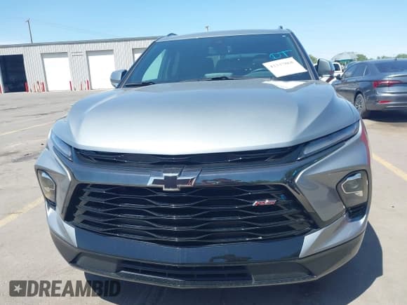 ✅ 2023 Chevrolet Blazer RS • VIN: 3GNKBKRS0PS227668 • Lot: 42337868. Listed on IAAI with 10,286 mi. Free auction sales archive from the USA and detailed vehicle history report at DreamBid. Image 13.