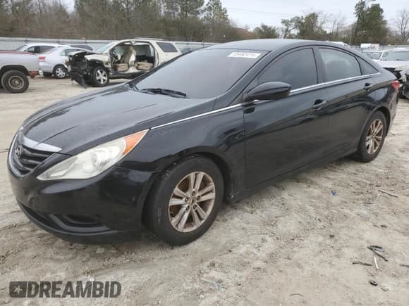✅ 2011 Hyundai Sonata GLS • VIN: 5NPEB4AC7BH099521 • Lot: 45492414. Listed on Copart with 219,391 mi. Free auction sales archive from the USA and detailed vehicle history report at DreamBid. Image 1.
