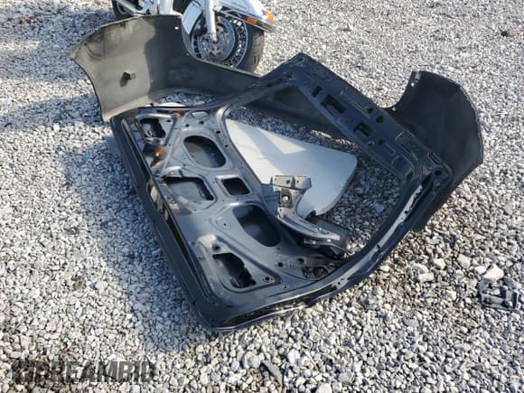 ✅ 2011 Toyota Sienna SE • VIN: 5TDXK3DCXBS103568 • Lot: 67611515. Listed on Copart with 103,600 mi. Free auction sales archive from the USA and detailed vehicle history report at DreamBid. Image 13.