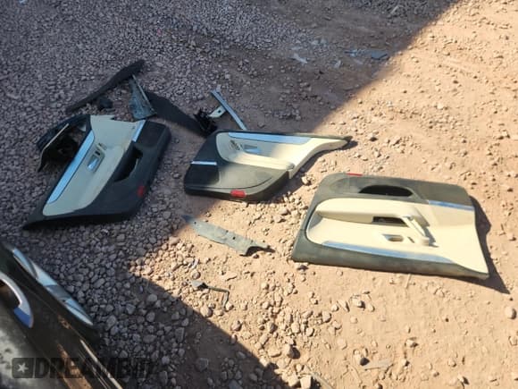 ✅ 2009 Volkswagen CC 4Motion • VIN: WVWGU73C59E548268 • Lot: 91076885. Wystawiony na Copart z przebiegiem 62 629 mil. Bezpłatny archiwum sprzedaży aukcyjnych z USA i szczegółowy raport historii pojazdu na DreamBid. Zdjęcie 12.