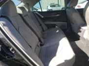 ✅ 2020 Toyota Camry SE • VIN: 4T1G11AK3LU352001 • Лот: 82597725. Опубликован ранее на Copart с пробегом 39 784 миль. Бесплатный доступ к архиву аукционных продаж из США и подробный отчёт об истории автомобиля на DreamBid. Изображение 10.