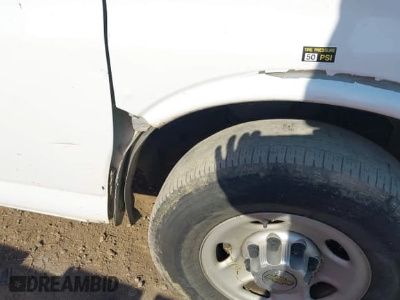 ✅ 2012 Chevrolet Express Cargo • VIN: 1GCWGFCBXC1116892 • Lot: 43021023. Listed on IAAI with 122,063 mi. Free auction sales archive from the USA and detailed vehicle history report at DreamBid. Image 17.