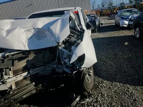 ✅ 2021 Chevrolet Colorado 2WD Z71 • VIN: 1GCGSDEN8M1298995 • Лот: 43465845. Опубликован ранее на Copart с пробегом Не указан. Бесплатный доступ к архиву аукционных продаж из США и подробный отчёт об истории автомобиля на DreamBid. Изображение 11.