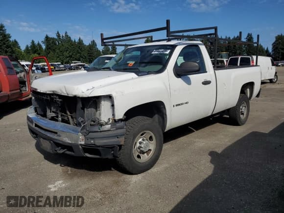 ✅ 2007 Chevrolet Silverado 2500HD Work Truck • VIN: 1GCHC24K77E524650 • Лот: 61488425. Опубликован ранее на Copart с пробегом 264 336 миль. Бесплатный доступ к архиву аукционных продаж из США и подробный отчёт об истории автомобиля на DreamBid. Изображение 1.