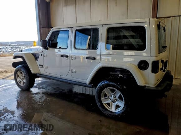 ✅ 2022 Jeep Wrangler Unlimited Sport S • VIN: 1C4HJXDG0NW179984 • Lot: 95406075. Wystawiony na Copart z przebiegiem 44 409 mil. Bezpłatny archiwum sprzedaży aukcyjnych z USA i szczegółowy raport historii pojazdu na DreamBid. Zdjęcie 2.