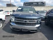 ✅ 2019 Chevrolet Silverado 1500 LT • VIN: 1GCPWCED9KZ420994 • Lot: 43189770. Wystawiony na IAAI z przebiegiem 113 188 mil. Bezpłatny archiwum sprzedaży aukcyjnych z USA i szczegółowy raport historii pojazdu na DreamBid. Zdjęcie 12.