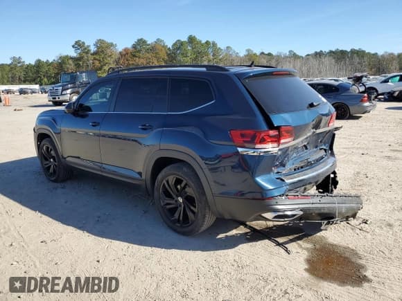 ✅ 2022 Volkswagen Atlas SE • VIN: 1V2JP2CA8NC506602 • Lot: 84947204. Listed on Copart with 53,336 mi. Free auction sales archive from the USA and detailed vehicle history report at DreamBid. Image 2.