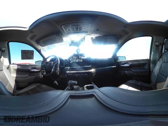 ✅ 2022 Chevrolet Silverado 1500 LT Trail Boss • VIN: 3GCUDFED3NG621160 • Lot: 41711947. Wystawiony na IAAI z przebiegiem 49 383 mil. Bezpłatny archiwum sprzedaży aukcyjnych z USA i szczegółowy raport historii pojazdu na DreamBid. Zdjęcie 19.