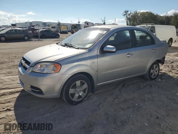 ✅ 2008 Chevrolet Aveo LS • VIN: KL1TD56698B070985 • Lot: 44812405. Wystawiony na Copart z przebiegiem 81 715 mil. Bezpłatny archiwum sprzedaży aukcyjnych z USA i szczegółowy raport historii pojazdu na DreamBid. Zdjęcie 1.