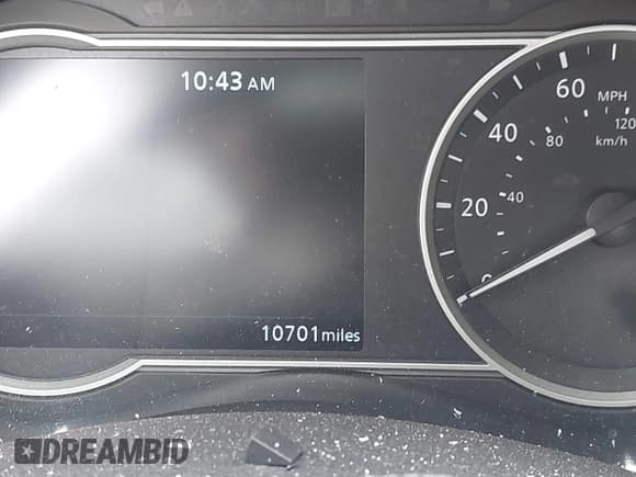 ✅ 2024 Nissan Versa SR • VIN: 3N1CN8FV4RL865086 • Lot: 42710567. Listed on IAAI with 10,701 mi. Free auction sales archive from the USA and detailed vehicle history report at DreamBid. Image 7.