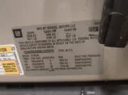 ✅ 2014 Chevrolet Traverse LT • VIN: 1GNKRGKD8EJ323079 • Lot: 43639543. Wystawiony na IAAI z przebiegiem 128 966 mil. Bezpłatny archiwum sprzedaży aukcyjnych z USA i szczegółowy raport historii pojazdu na DreamBid. Zdjęcie 9.