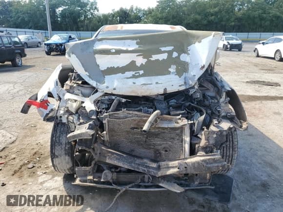 ✅ 2017 Hyundai Santa Fe 2.4L • VIN: 5NMZT3LB3HH009378 • Лот: 81868275. Опубликован ранее на Copart с пробегом Не указан. Бесплатный доступ к архиву аукционных продаж из США и подробный отчёт об истории автомобиля на DreamBid. Изображение 5.