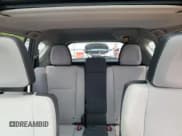 ✅ 2018 Toyota RAV4 XLE • VIN: JTMRFREV9JJ176331 • Лот: 70904065. Опубликован ранее на Copart с пробегом 109 638 миль. Бесплатный доступ к архиву аукционных продаж из США и подробный отчёт об истории автомобиля на DreamBid. Изображение 10.