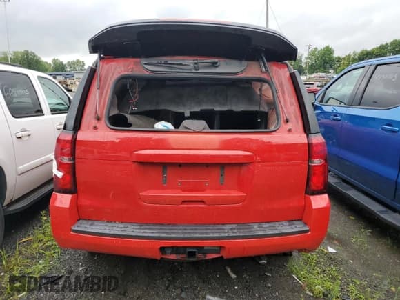 ✅ 2017 Chevrolet Tahoe Commercial • VIN: 1GNSKFEC4HR168330 • Lot: 65918125. Wystawiony na Copart z przebiegiem 110 425 mil. Bezpłatny archiwum sprzedaży aukcyjnych z USA i szczegółowy raport historii pojazdu na DreamBid. Zdjęcie 6.