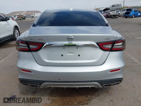 ✅ 2020 Nissan Maxima SV • VIN: 1N4AA6CV9LC385899 • Лот: 43126423. Опубликован ранее на IAAI с пробегом 52 067 миль. Бесплатный доступ к архиву аукционных продаж из США и подробный отчёт об истории автомобиля на DreamBid. Изображение 15.