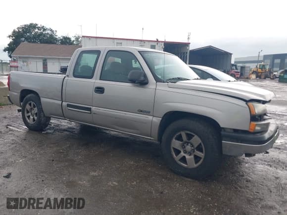 ✅ 2005 Chevrolet Silverado 1500 LT • VIN: 1GCEC19T85Z341844 • Лот: 43183407. Опубликован ранее на IAAI с пробегом 209 201 миль. Бесплатный доступ к архиву аукционных продаж из США и подробный отчёт об истории автомобиля на DreamBid. Изображение 1.