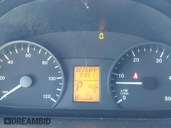 ✅ 2012 Mercedes-Benz Sprinter Passenger • VIN: WDZPE7CC1C5646024 • Lot: 42619520. Wystawiony na IAAI z przebiegiem 322 684 mil. Bezpłatny archiwum sprzedaży aukcyjnych z USA i szczegółowy raport historii pojazdu na DreamBid. Zdjęcie 16.