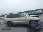 ✅ 2004 Toyota Highlander • VIN: JTEDP21AX40010410 • Lot: 43544236. Wystawiony na IAAI z przebiegiem 356 554 mil. Bezpłatny archiwum sprzedaży aukcyjnych z USA i szczegółowy raport historii pojazdu na DreamBid. Zdjęcie 14.