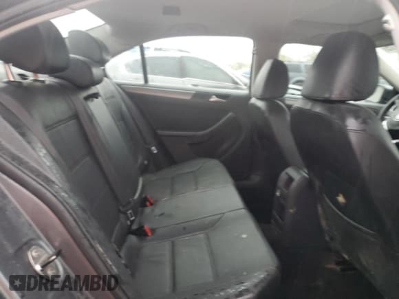 ✅ 2013 Volkswagen Jetta TDI w/Premium/Nav • VIN: 3VWLL7AJ8DM242815 • Lot: 85527915. Listed on Copart with 151,459 mi. Free auction sales archive from the USA and detailed vehicle history report at DreamBid. Image 10.