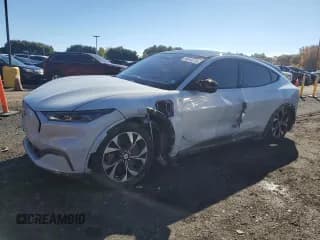 ✅ 2021 Ford Mustang Mach-E Premium • VIN: 3FMTK3SS6MMA19951 • Lot: 89518175. Listed on Copart with 34,110 mi. Free auction sales archive from the USA and detailed vehicle history report at DreamBid. Image 1.