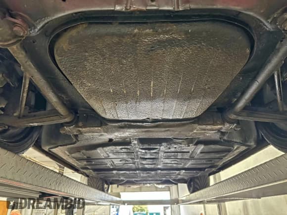 ✅ 1971 Porsche 911 • VIN: 9111120889 • Лот: 95939805. Опубликован ранее на Copart с пробегом 64 723 миль. Бесплатный доступ к архиву аукционных продаж из США и подробный отчёт об истории автомобиля на DreamBid. Изображение 12.