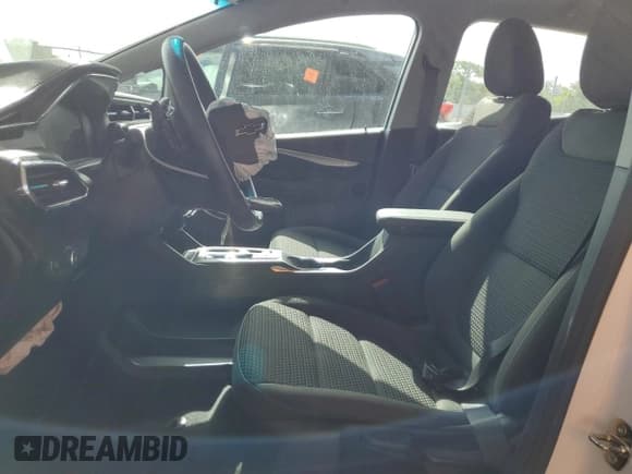 ✅ 2023 Chevrolet Bolt EV 1LT • VIN: 1G1FW6S07P4142303 • Lot: 63215444. Wystawiony na Copart z przebiegiem 16 338 mil. Bezpłatny archiwum sprzedaży aukcyjnych z USA i szczegółowy raport historii pojazdu na DreamBid. Zdjęcie 7.