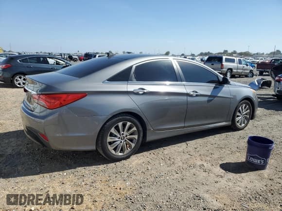 ✅ 2014 Hyundai Sonata SE • VIN: 5NPEC4AC7EH875311 • Лот: 85582815. Опубликован ранее на Copart с пробегом 134 473 миль. Бесплатный доступ к архиву аукционных продаж из США и подробный отчёт об истории автомобиля на DreamBid. Изображение 3.