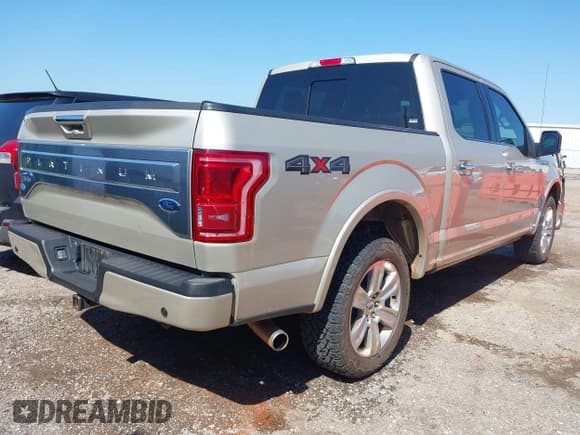 ✅ 2017 Ford F-150 XL • VIN: 1FTEW1EG1HFC20482 • Лот: 42520241. Опубликован ранее на IAAI с пробегом 92 258 миль. Бесплатный доступ к архиву аукционных продаж из США и подробный отчёт об истории автомобиля на DreamBid. Изображение 4.