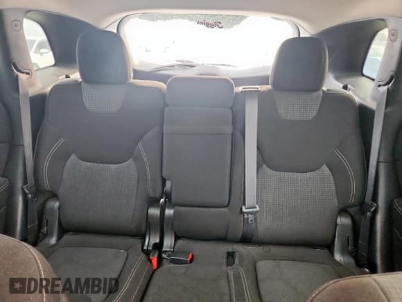 ✅ 2017 Jeep Cherokee Latitude • VIN: 1C4PJLCS9HW592369 • Lot: 91943025. Listed on Copart with 123,075 mi. Free auction sales archive from the USA and detailed vehicle history report at DreamBid. Image 10.