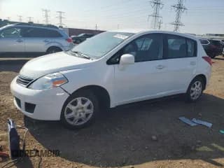 ✅ 2012 Nissan Versa S • VIN: 3N1BC1CP7CK812541 • Lot: 82497945. Wystawiony na Copart z przebiegiem 93 673 mil. Bezpłatny archiwum sprzedaży aukcyjnych z USA i szczegółowy raport historii pojazdu na DreamBid. Zdjęcie 1.