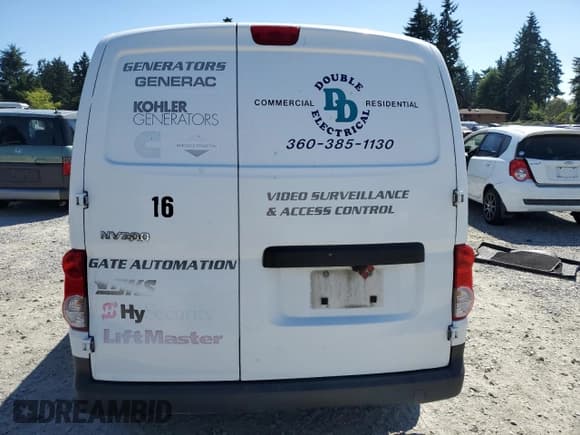 ✅ 2014 Nissan NV200 SV • VIN: 3N6CM0KN8EK694766 • Lot: 62555155. Wystawiony na Copart z przebiegiem 130 687 mil. Bezpłatny archiwum sprzedaży aukcyjnych z USA i szczegółowy raport historii pojazdu na DreamBid. Zdjęcie 6.