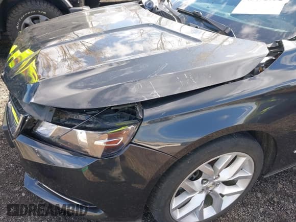 ✅ 2015 Chevrolet Impala LTZ • VIN: 2G1165S33F9191301 • Lot: 43492752. Wystawiony na IAAI z przebiegiem 152 446 mil. Bezpłatny archiwum sprzedaży aukcyjnych z USA i szczegółowy raport historii pojazdu na DreamBid. Zdjęcie 17.