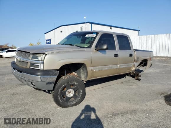 ✅ 2005 Chevrolet Silverado 1500 Z71 • VIN: 2GCEK13T551335665 • Лот: 75428664. Опубликован ранее на Copart с пробегом 224 590 миль. Бесплатный доступ к архиву аукционных продаж из США и подробный отчёт об истории автомобиля на DreamBid. Изображение 1.
